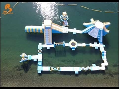 Schwimmende aufblasbare Wasserspielpark-Spiele Wasserpark Schwimmend 0,9 mm PVC