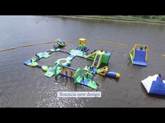 Schwimmender aufblasbarer Wasserpark / Aufblasbare Wasserspiele für Erwachsene und Kinder