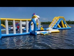 Klassische Farbaufblasbarer Wasser-Park Bouncia, enormes aufblasbares Einhorn, großer Dia-Wasser-Spiel-Lieferant