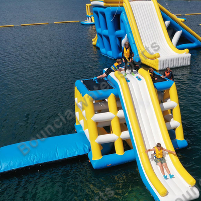0.9mm PVC-Planen-aufblasbarer Wasser-Sport/Wasser-Park-Spiele mit Klecks